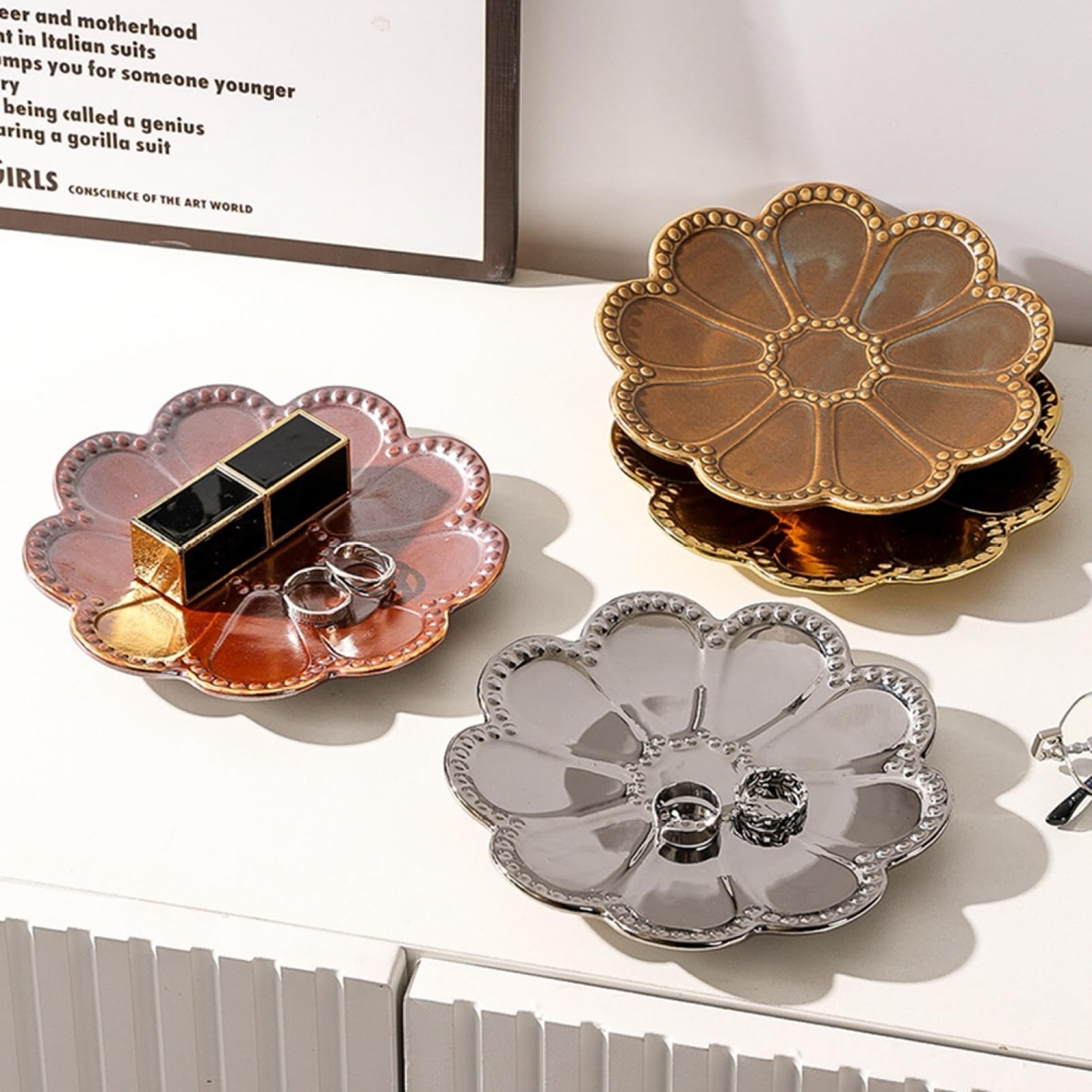 Amazon｜収納用アクセサリートレイ ins 花柄 2個セット メッキ 陶磁器